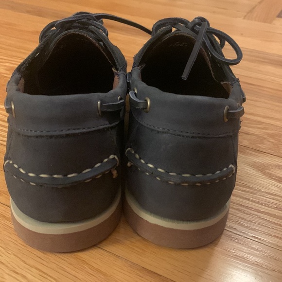 Brand new with tags Allen Edmonds boat shoes - Picture 3 of 4